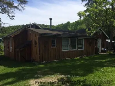 Maiden Bay Camp, South Lorrain Valley, On P0j 1r0