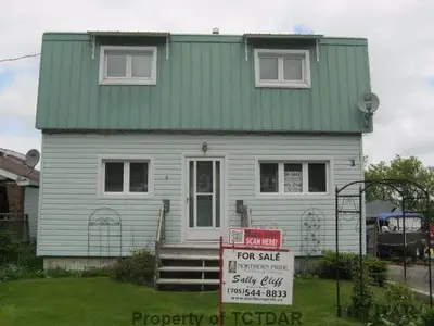 6 Rand Avenue W, Kirkland Lake, On P2n 2s8