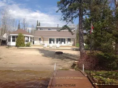 117 Silver Queen Lake Road N, Cochrane, On P0l 1c0