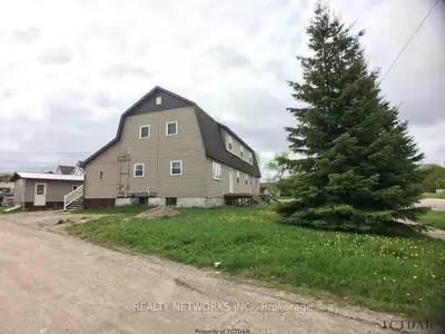 219 Fyfe Avenue, Iroquois Falls, On P0k 1g0
