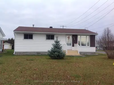 225 Pine Street W, Temiskaming Shores, On P0j 1p0
