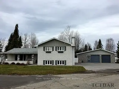 1 Sussex Place, Kapuskasing, On P5n 1m3
