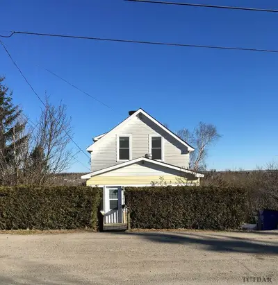 42 Dunn Avenue, Timmins, On P0n 1h0