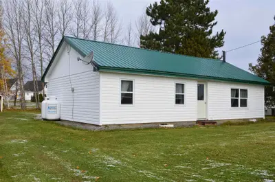 98 Thompson Boulevard, Kirkland Lake, On P0k 1l0