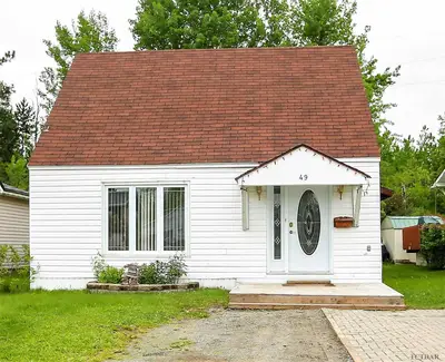 49 Algonquin Avenue, Kirkland Lake, On P2n 1c1