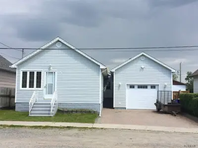 14 Bloor Avenue, Timmins, On P0n 1h0