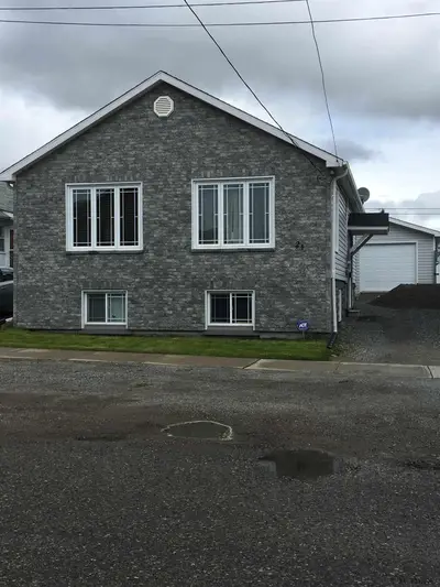 24 William Avenue, Timmins, On P0n 1h0