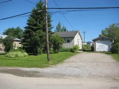 6 Hazel Street, Kapuskasing, On P5n 2r5