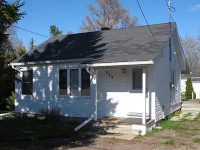 213 Katherine, Temiskaming Shores, On P0j 1p0