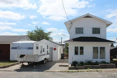 6 Mccamus Avenue, Kirkland Lake, On P2n 3j8