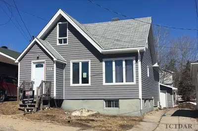 214 Polaris Avenue, Timmins, On P4n 4l4