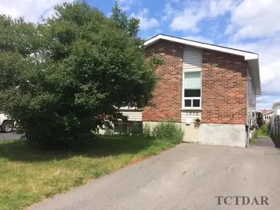 1370 Gatineau Boulevard, Timmins, On P4r 1e2