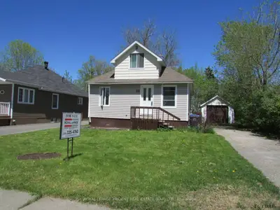 28 Dominion Avenue, Kapuskasing, On P5n 1n8