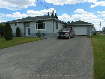 429 Mckelvie Street, Temiskaming Shores, On P0j 1p0