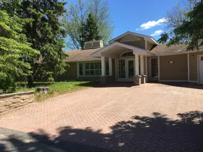 414 Ninth Avenue, Cochrane, On P0l 1c0