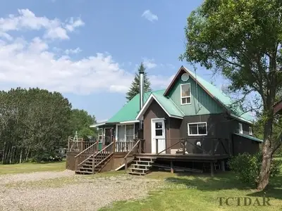 26 Bentley Lake Road, Cochrane, On P0l 1c0