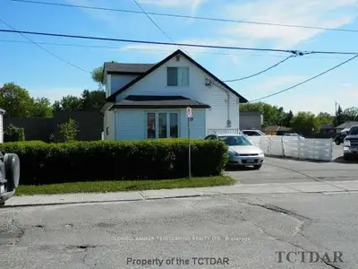 10 Haliburton Avenue E, Temiskaming Shores, On P0j 1p0