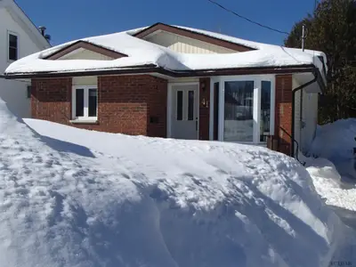 139 - 141 Pollock Avenue, Kirkland Lake, On P2n 1z3