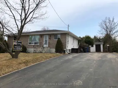 430 View Street, Temiskaming Shores, On P0k 1k0