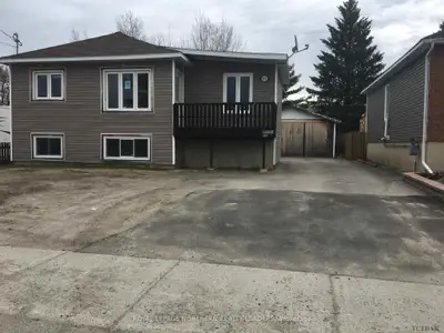 420 Norman Street, Timmins, On P4n 4b7