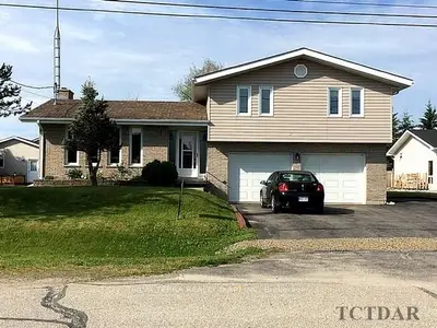 23 Deschenaux Street, Kapuskasing, On P0l 2g0