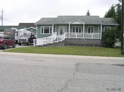 25 Mildred Avenue, Timmins, On P0n 1c0