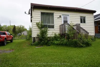 59 Queen Street, Temiskaming Shores, On P0j 1r0