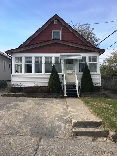 375 Murdock Street, Timmins, On P4n 5t9