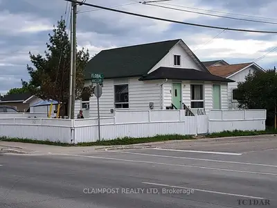 9 Floral Avenue, Timmins, On P4n 4h4