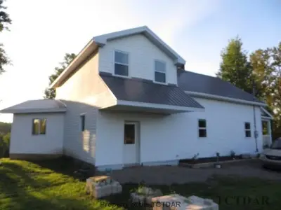 21 Third Street, Elk Lake, On P0j 1g0