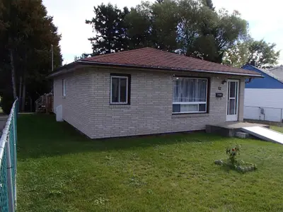 12 Alexander Avenue, Kirkland Lake, On P2n 1c5