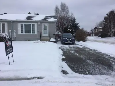 456 Martin Avenue, Timmins, On P4p 1a4