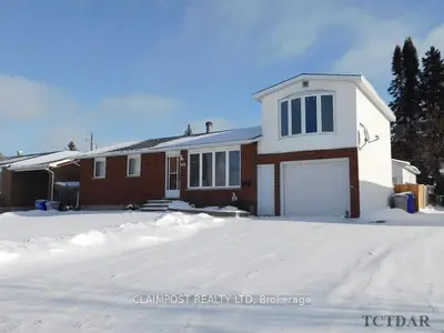 676 Mcclinton Drive, Timmins, On P4n 4p8