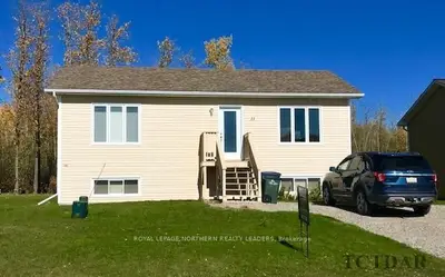 11 5th Street, Cochrane, On P0l 1c0
