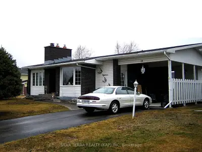18 Hazel Street, Kapuskasing, On P5n 2z6
