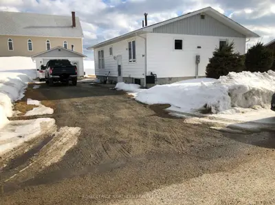 840 Knox Street, Black River Matheson, On P0k 1r0