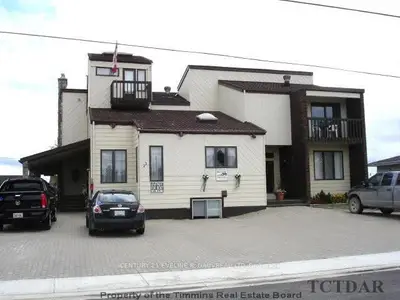 22 Tenth Avenue, Armstrong, On P0j 1e0