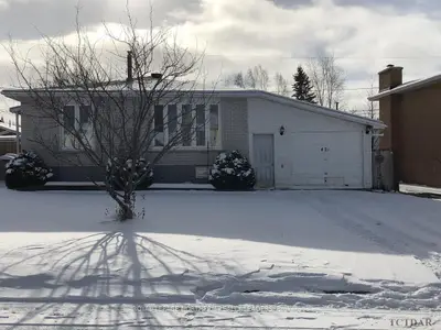 421 Morandin Avenue, Timmins, On P4n 7r4