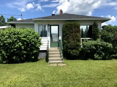 52 De L'etang Boulevard, Kapuskasing, On P5n 2m7