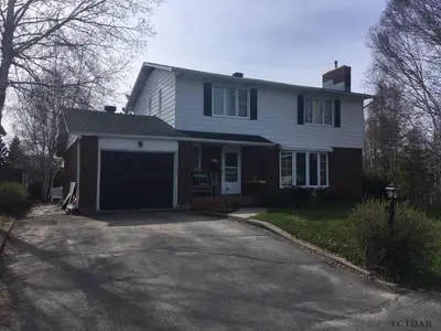 691 Hart Street, Timmins, On P4n 6y1