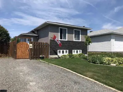 212 Kellyann Drive, Timmins, On P4p 1g8