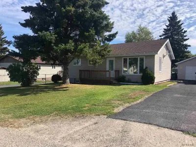 364 Twelfth Avenue, Cochrane, On P0l 1c0