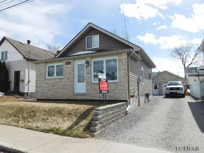 53 Middleton Avenue, Timmins, On P4n 2z6