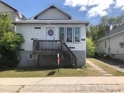 180 Pine Street N, Timmins, On P4n 6l1