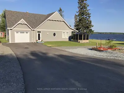 15 Leclair Avenue, Timmins, On P4r 0c1