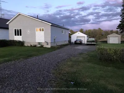 635-637 Euclid Avenue, Black River Matheson, On P0k 1c0