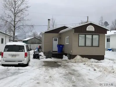 22 Michael Avenue, Timmins, On P4n 8r7