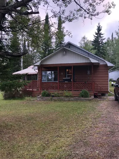 2 Hillcrest Road, Kapuskasing, On P0l 1v0
