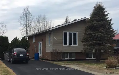 535 Lynwood, Timmins, On P4n 8j8