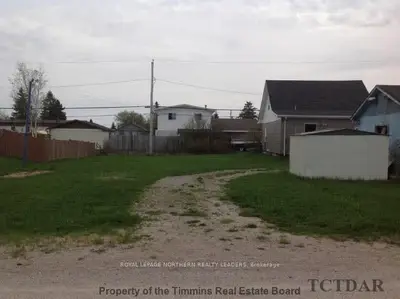 40 Algonquin Road, Cochrane, On P0l 1c0